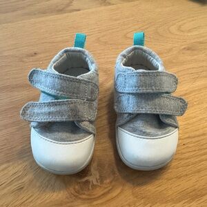 Ten Little “First Walker” in heather gray/ size: 3.5 Toddler